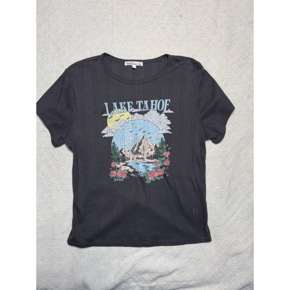 NWOT Gray Lake Tahoe Junior's Fitted Crewneck Short Sleeve T-Shirt Vacation Sz L - Picture 2 of 5
